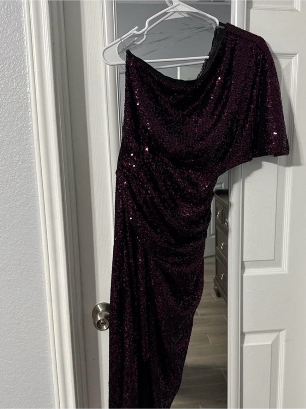DO+BE One-Shoulder Sequin Gown in Deep Plum